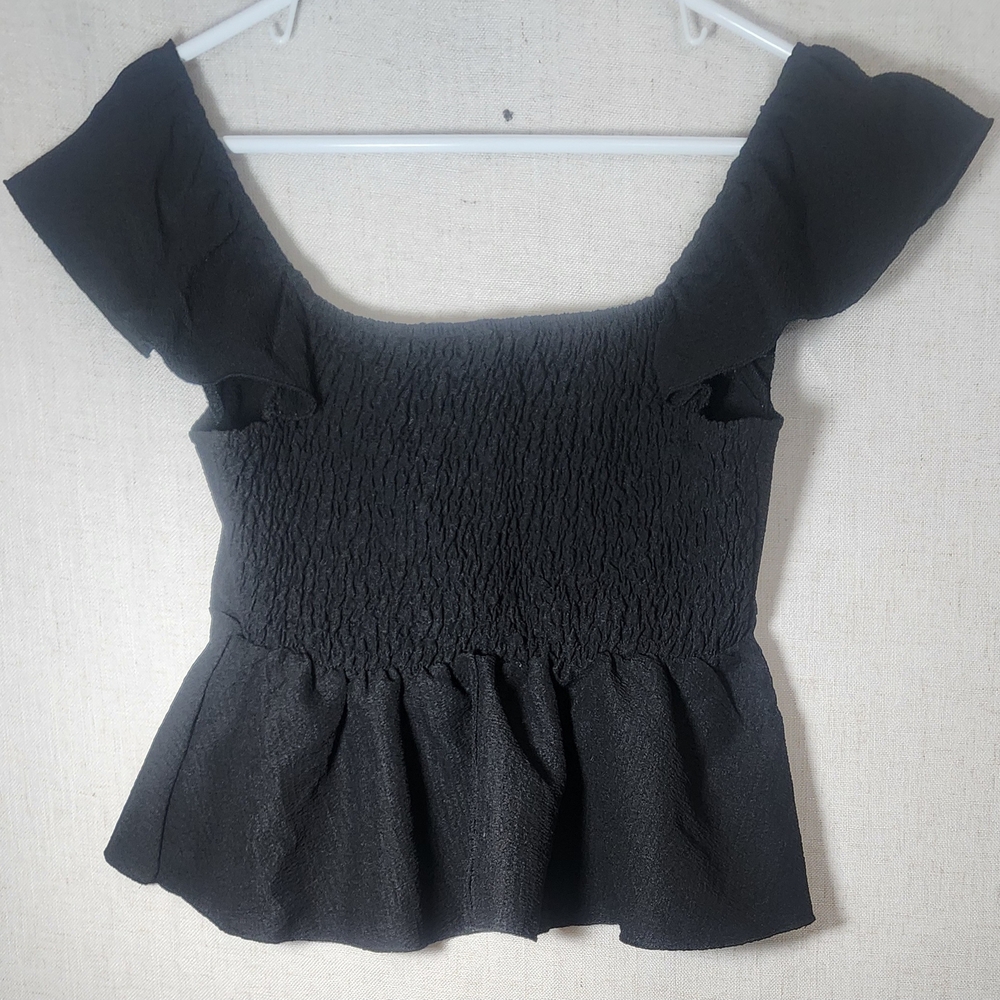 SHEIN Black Ruffled Blouse - Picture 2 of 4